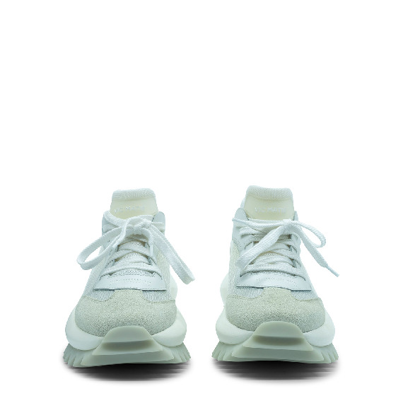Running scarpa allacciata bianca