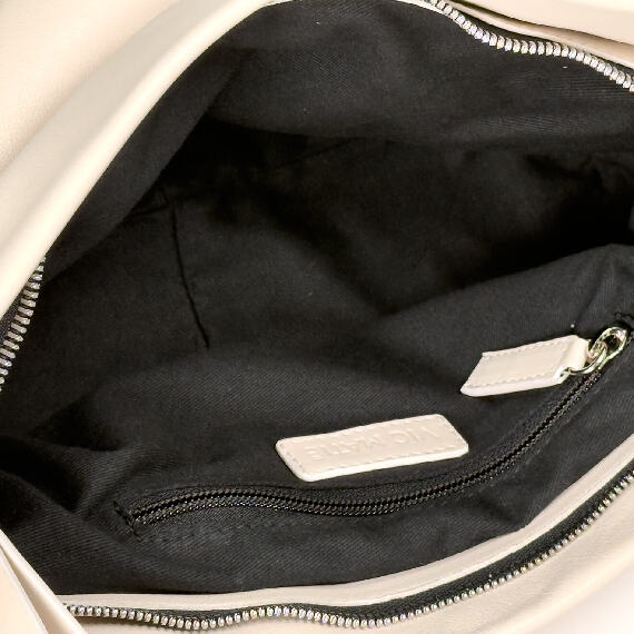 Gisele<br>Soft clutch cream