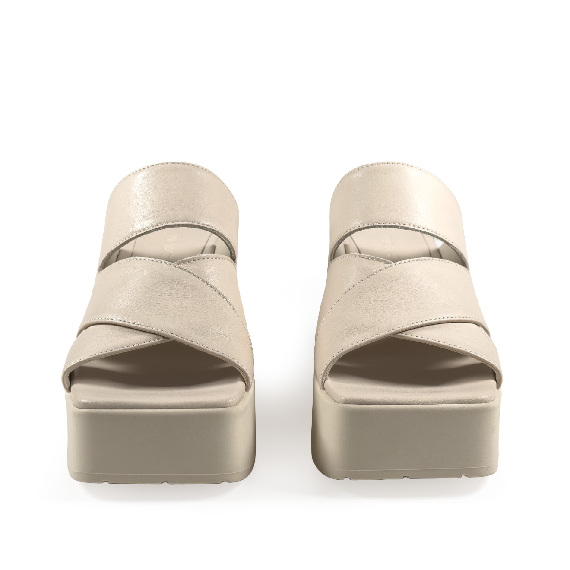 K10_Block_Sandalo Zeppa con fasce osso