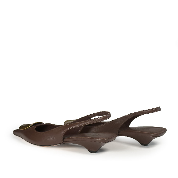 K20_Kitty<br>Chanel slingback brown