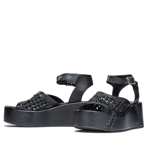 zeppe MANOLA in pelle nera