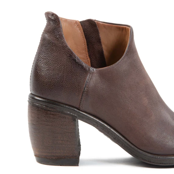 accollato RITHM in pelle ebano