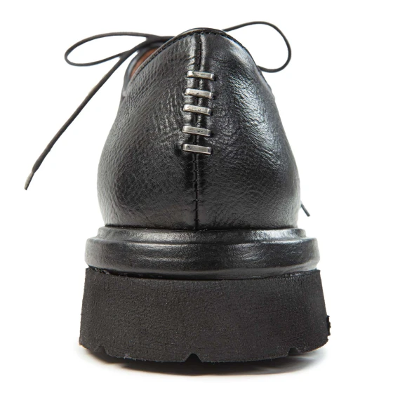 stringate carrarmato nere