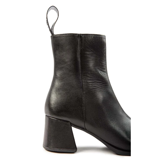 tronchetto KORA in pelle nera