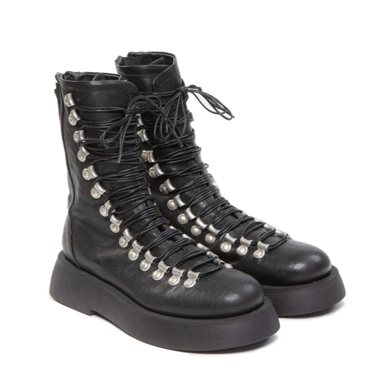 anfibi pedula in pelle nera