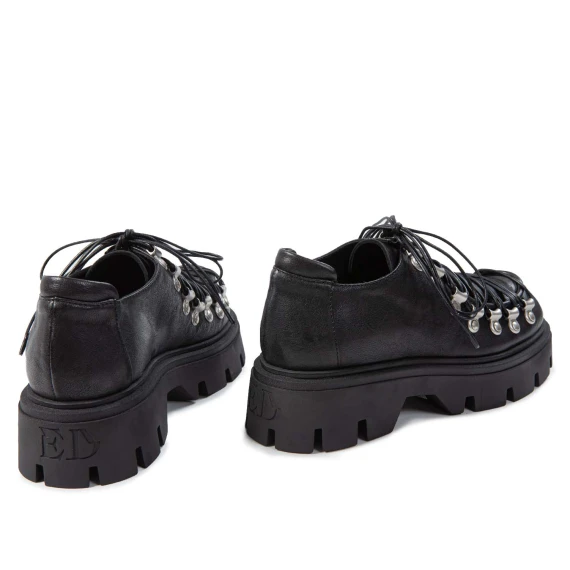 stringata pedula in pelle nera