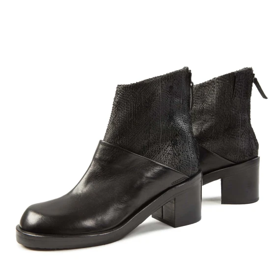tronchetti con mezzo tacco in pelle nera