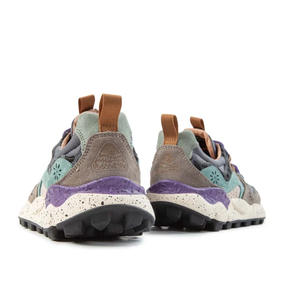 sneakers YAMANO con inserti grigi