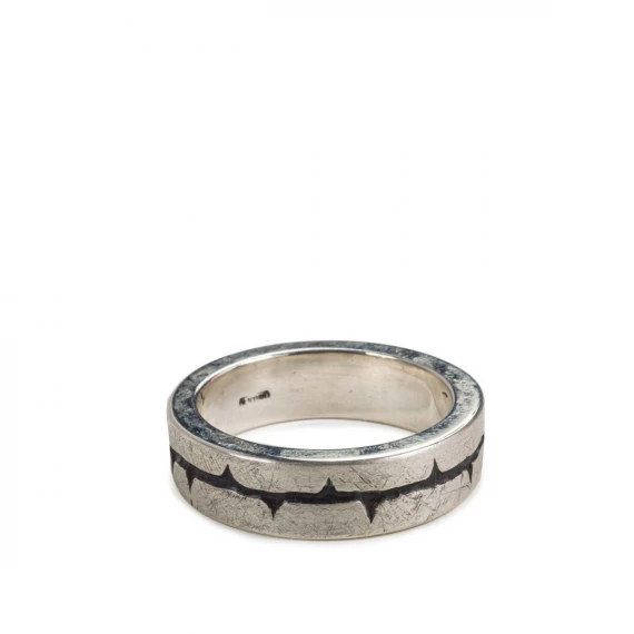 anello inserto con filo spinato