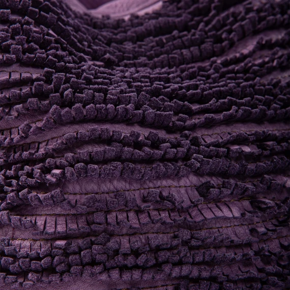 secchiello con frange in pelle melanzana