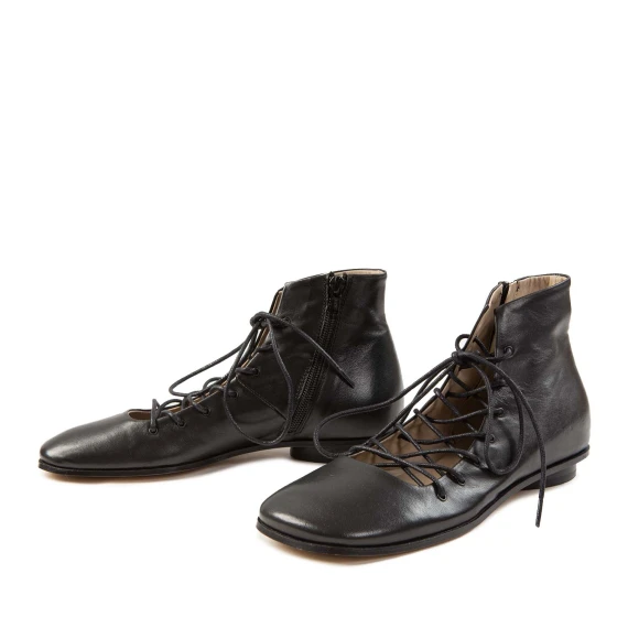 tronchetto con lacci in pelle nera