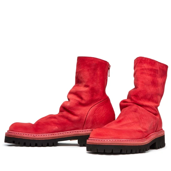 biker in pelle rossa