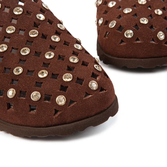 sabot punta chiusa strass cioccolato