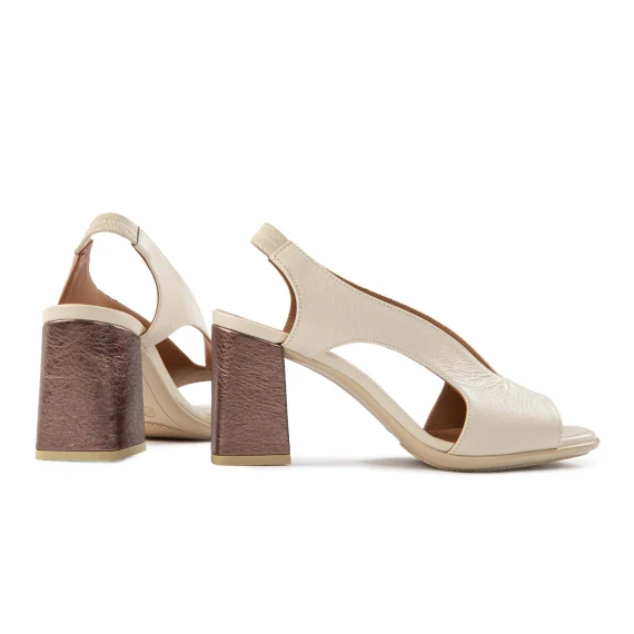 sandali scollo v in pelle bianca