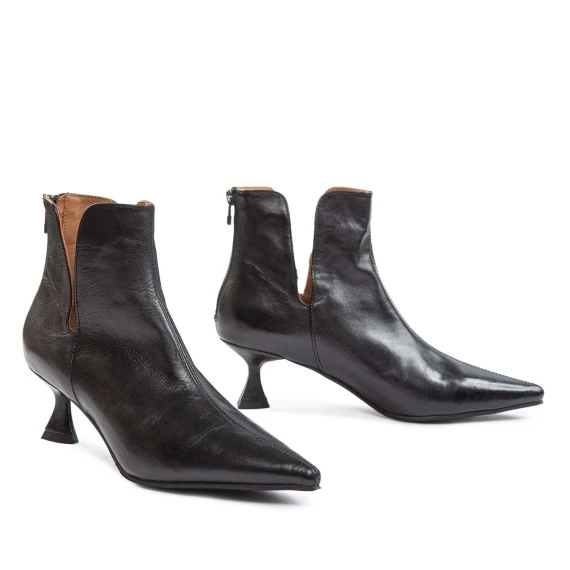 GOLDEN UNION spool heel black ankle boots